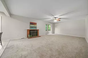 105 Kinder Pl, Columbus, OH 43230 - Photo 17