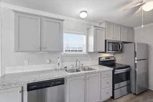 817 Janice Pkwy, Columbus, OH 43223 - Photo 13