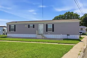 817 Janice Pkwy, Columbus, OH 43223 - Photo 1