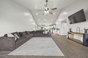 325 Carroll Eastern Rd NE, Lancaster, OH 43130 - Photo 5