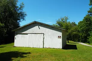 2964 Tick Ridge Rd, Vinton, OH 45686 - Photo 15