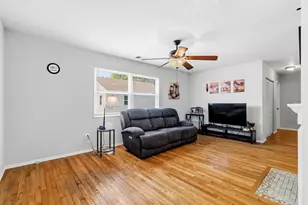 3074 Jersey Dr, Columbus, OH 43204 - Photo 7