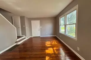 1324 E 25th Ave, Columbus, OH 43211 - Photo 3