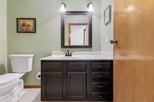 6844 Spruce Pine Dr, Columbus, OH 43235 - Photo 25