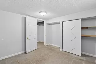 1010 Rose Pl, Columbus, OH 43227 - Photo 23