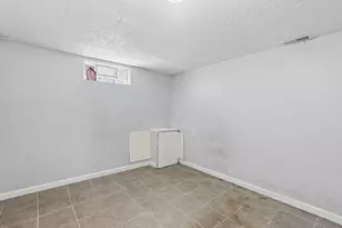 1010 Rose Pl, Columbus, OH 43227 - Photo 21