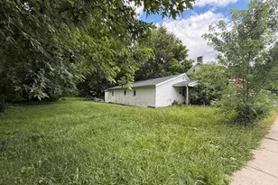 326 Mead St, Zanesville, OH 43701 - Photo 5