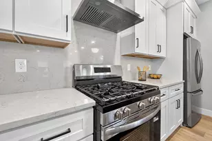 977 Oak St, Columbus, OH 43205 - Photo 9