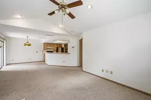 5831 Locbury Ln, Dublin, OH 43016 - Photo 9