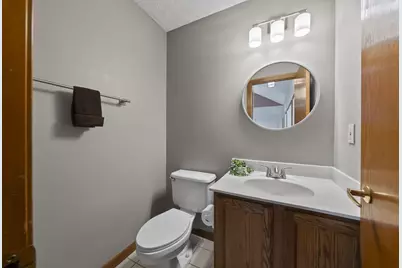 7450 Oakmeadows Drive, Columbus, OH 43085 - Photo 25