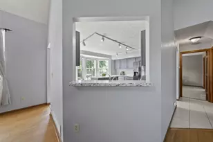 7450 Oakmeadows Dr, Columbus, OH 43085 - Photo 17