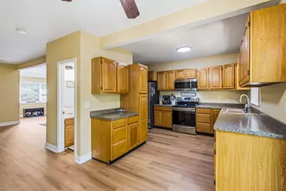 230 W William Street, Delaware, OH 43015 - Photo 13