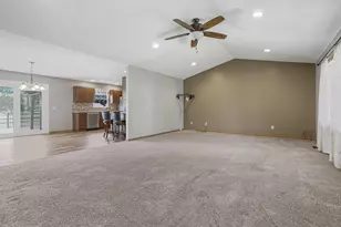 2039 Oakview Dr, Urbana, OH 43078 - Photo 7