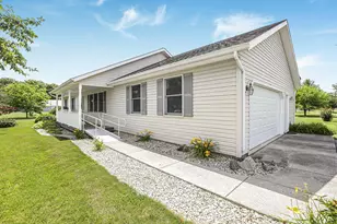 2039 Oakview Dr, Urbana, OH 43078 - Photo 3