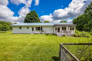 1165 Carryback Dr SW, Pataskala, OH 43062 - Photo 3
