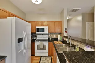 643 Grove Cir, Columbus, OH 43230 - Photo 11