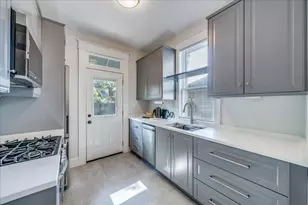 992 Delaware Ave, Columbus, OH 43201 - Photo 11