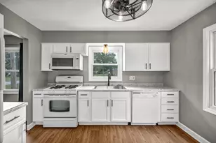 1316 Moler Rd, Columbus, OH 43207 - Photo 11