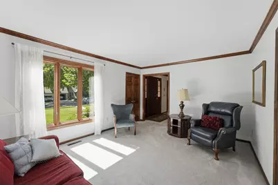2347 Collins Drive, Worthington, OH 43085 - Photo 7