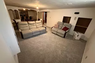 2207 Genessee Ave, Columbus, OH 43211 - Photo 21