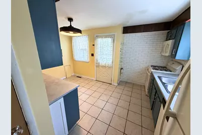 2207 Genessee Avenue, Columbus, OH 43211 - Photo 15
