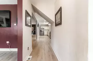 1284 E Mound St, Columbus, OH 43205 - Photo 9