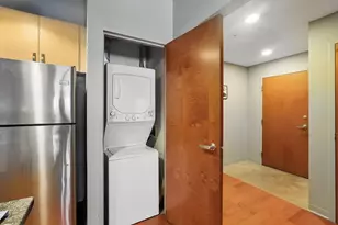 769 N High St, Columbus, OH 43215 - Photo 21