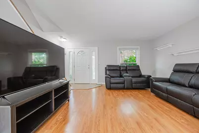 614 Dlyn Street #H14, Columbus, OH 43228 - Photo 7