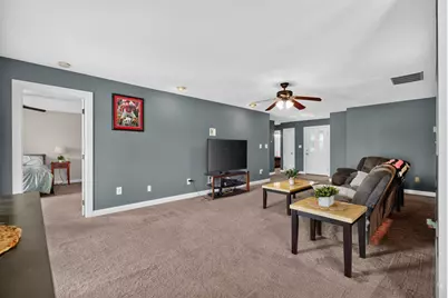 301 Van Deman Street, Washington Court House, OH 43160 - Photo 5