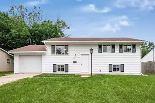 4634 Henley Ave, Columbus, OH 43228 - Photo 1