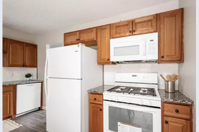 2498 Newburgh Drive, Columbus, OH 43219 - Photo 13