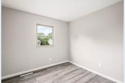 2498 Newburgh Drive, Columbus, OH 43219 - Photo 19