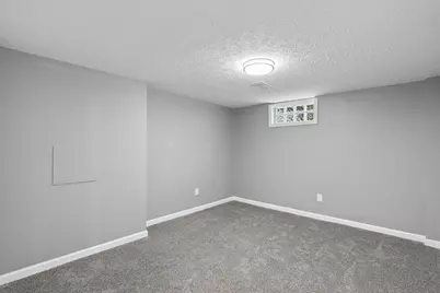 1300 Laurel Green Place, Galloway, OH 43119 - Photo 21
