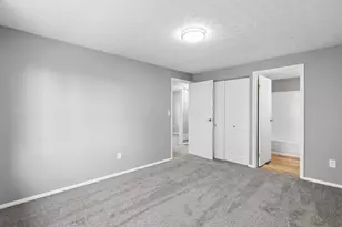 1300 Laurel Green Pl, Galloway, OH 43119 - Photo 17