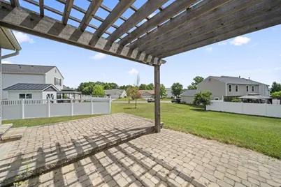 2318 Faircreek Ridge Drive, Fairborn, OH 45324 - Photo 53