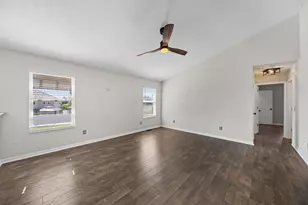 2318 Faircreek Ridge Dr, Fairborn, OH 45324 - Photo 17