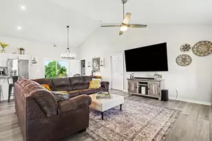 7101 Pleasantview Rd SE, Bremen, OH 43107 - Photo 9