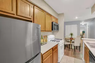 2269 Hedgerow Road, Columbus, OH 43220 - Photo 9