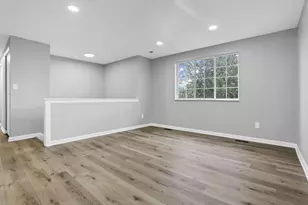 8906 Lakefield Ct, Galloway, OH 43119 - Photo 3