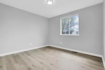 8906 Lakefield Court, Galloway, OH 43119 - Photo 11