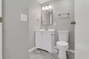 8906 Lakefield Ct, Galloway, OH 43119 - Photo 7