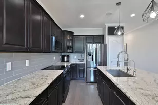 384 Jct Crossing Dr, Columbus, OH 43213 - Photo 5