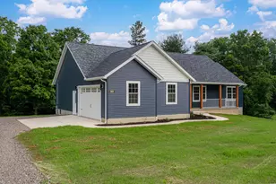 423 Neal Ave, Mount Gilead, OH 43338 - Photo 1