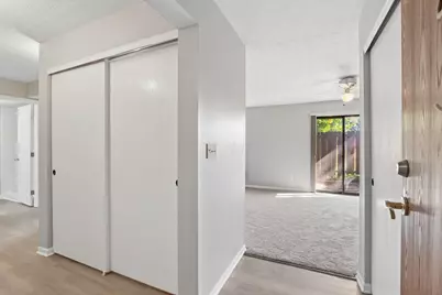 3939 Karl Road #100, Columbus, OH 43224 - Photo 3