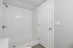 3939 Karl Rd, Columbus, OH 43224 - Photo 13