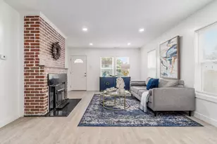 1034 E 19th Ave, Columbus, OH 43211 - Photo 5