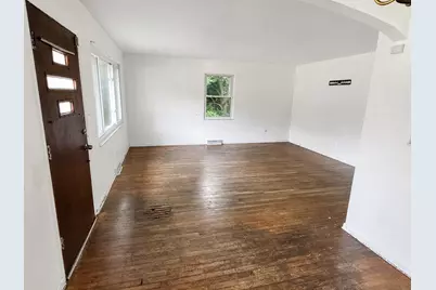 3501 E Deshler Avenue, Columbus, OH 43227 - Photo 3
