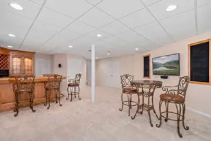 9978 Lavenham Cir W, Powell, OH 43065 - Photo 7