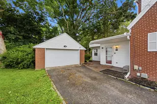 933 E High St, Mount Vernon, OH 43050 - Photo 3