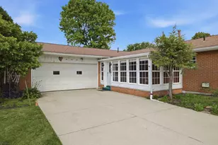 665 Edgefield Dr, Marion, OH 43302 - Photo 3
